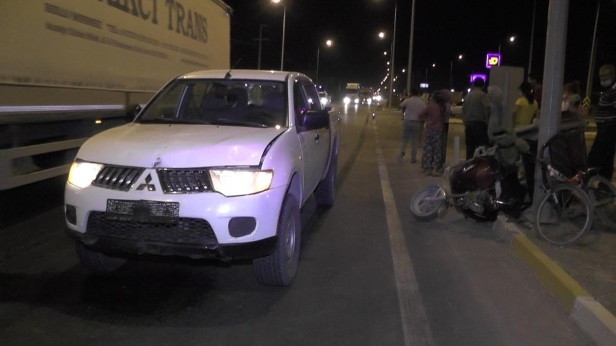 Kamyonet ile elektrikli bisiklet &ccedil;arpıştı: 2 yaralı