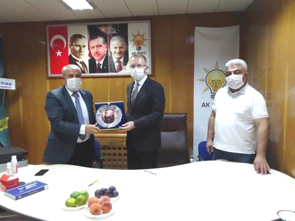 Başkan Ceyhun, Hisarcık İl&ccedil;e Teşkilatı ile bir araya geldi