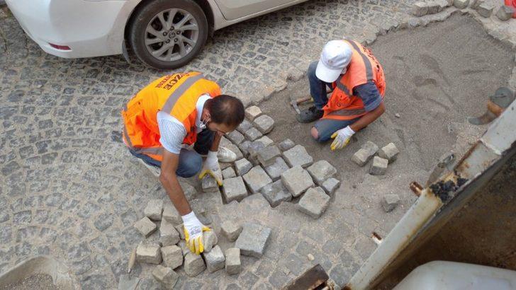 Tarihi bölgede küp taş tamiri yapıldı G4