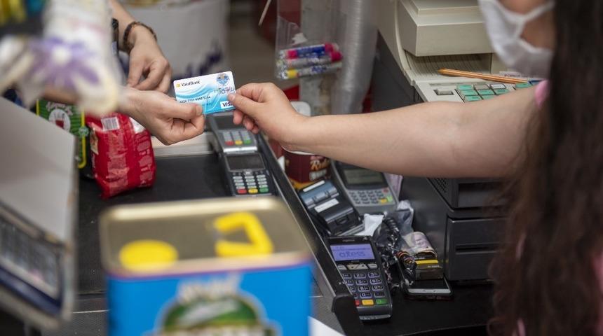 Halk Kartlara bir yılda 11 milyon 954 bin lira yüklendi