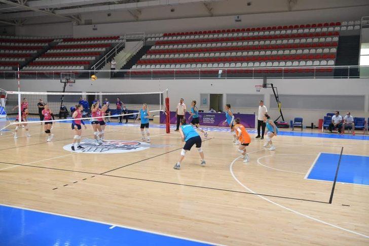 Çukurova’nın sultanları lige hazır G4