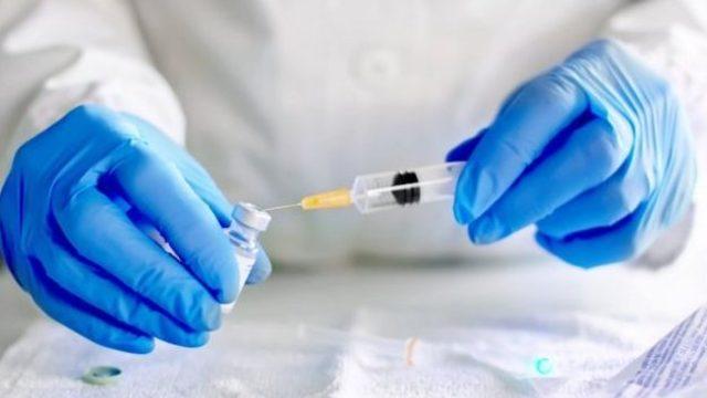 İngiltere hükümeti GSK-Sanofi ortaklığından 60 milyon doz aşı almak için bir ön sözleşme imzaladı