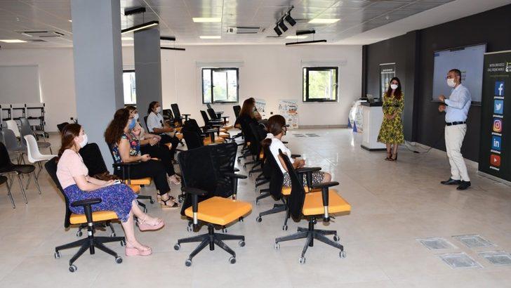 Üniversite-belediye işbirliği başarı getirdi: Online kermese katılacak G3