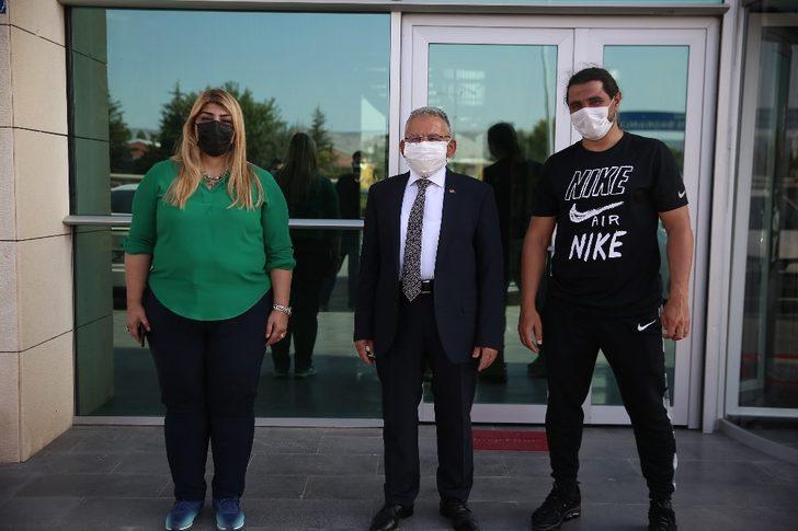 Başkan Büyükkılıç’tan Kayserispor’a maç öncesi moral ziyareti G4