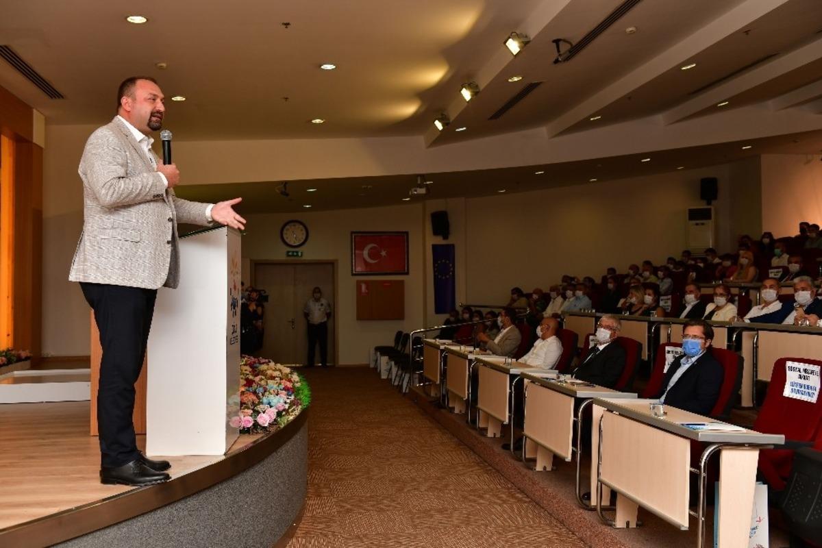 Başkan Utku G&uuml;mr&uuml;k&ccedil;&uuml; ilk 500 g&uuml;n&uuml;n&uuml; anlattı