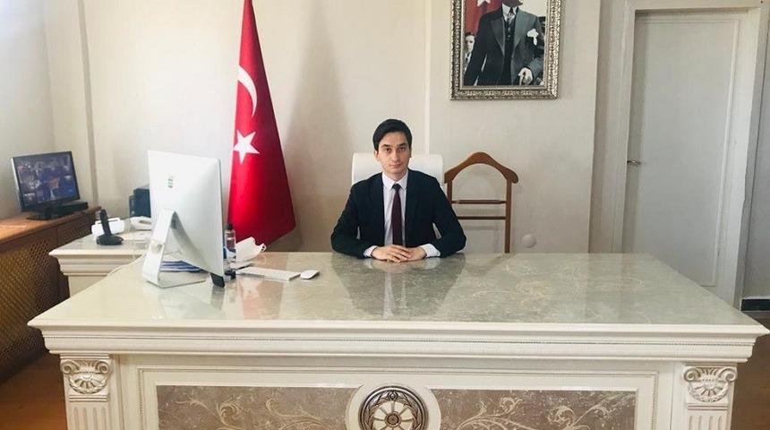 &Ccedil;i&ccedil;ekdağı İl&ccedil;e kaymakamı g&ouml;revine başladı