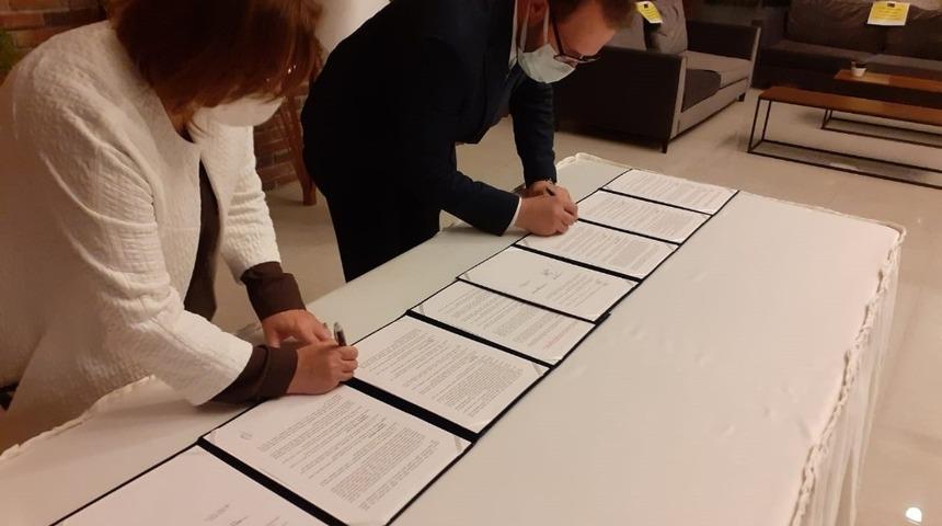 Gaziantep&rsquo;te korona vir&uuml;sl&uuml; hastalar toplu taşıma ara&ccedil;larına binemeyecek