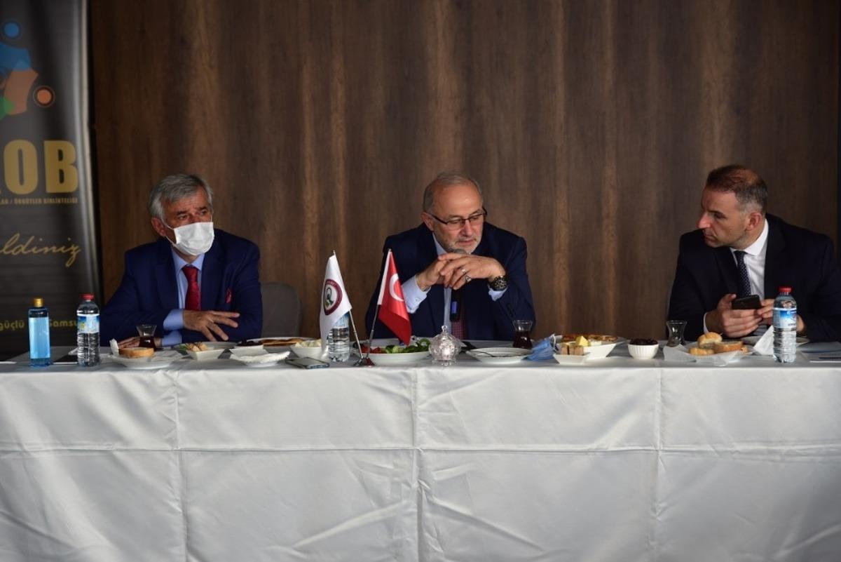 Rekt&ouml;r &Uuml;nal, yeni d&ouml;nemdeki perspektifini Samsun&rsquo;daki oda temsilcileriyle paylaştı