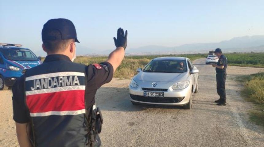 Denizli'de bir mahalle karantinaya alındı 