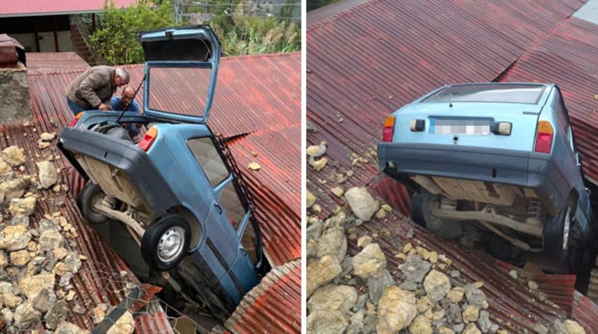 Mersin'de otomobil &ccedil;atıya d&uuml;şt&uuml;, s&uuml;r&uuml;c&uuml; yaralandı