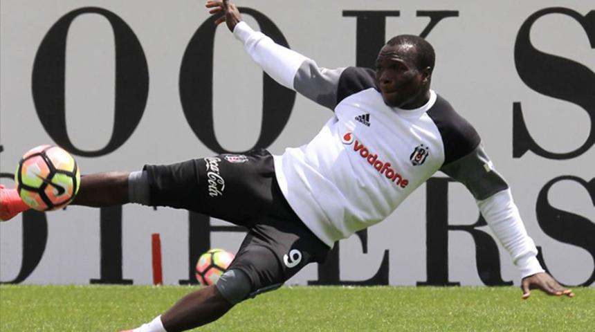 Beşiktaş Vincent Aboubakar'ın lisansını &ccedil;ıkardı