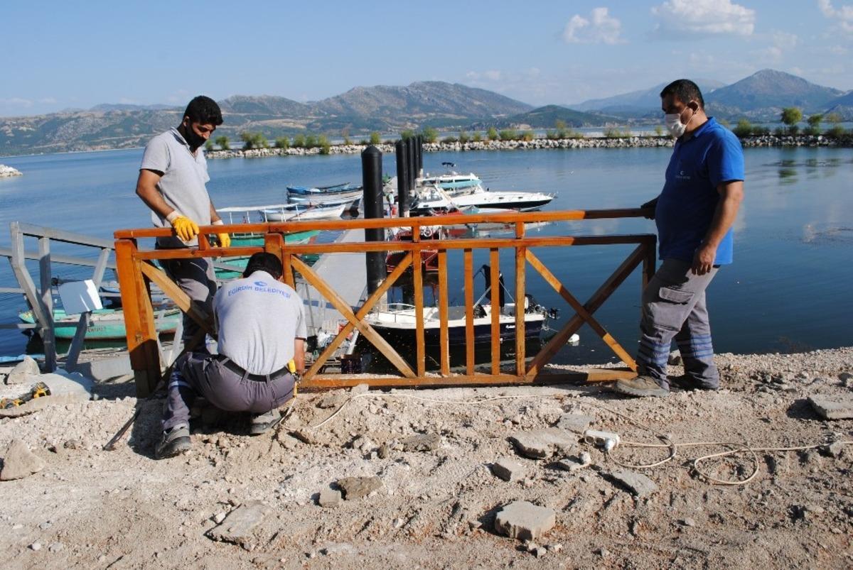 Eğirdir Limanı yaklaşık 2 milyonluk yatırımla yeniden yapılıyor