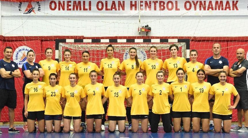 Paşanın Melekleri sezonu derbiyle a&ccedil;ıyor