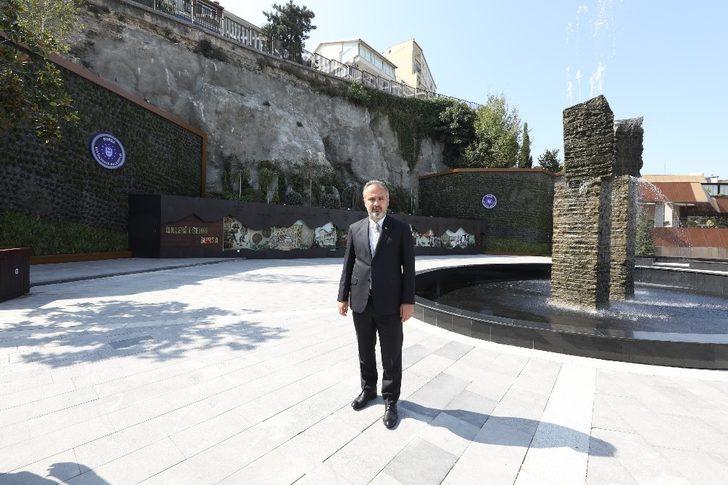 Altıparmak’a anı duvarı G4