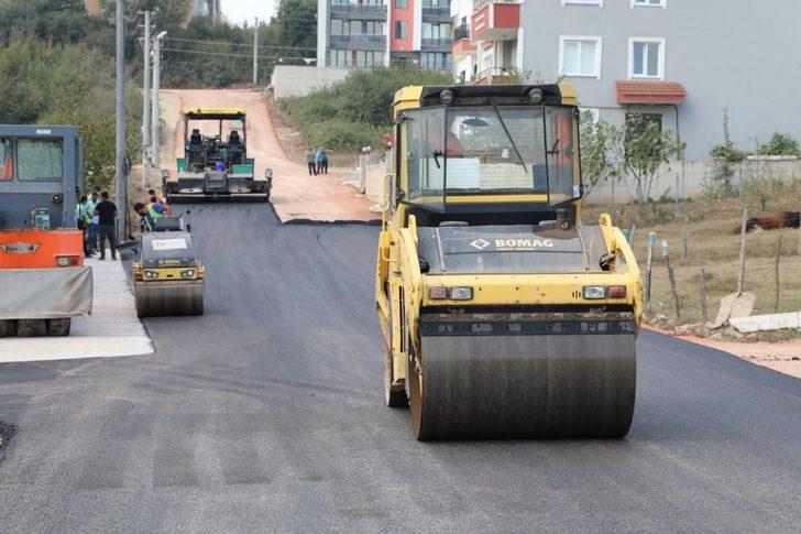 İzmit Belediyesinden Alikahya’da 8 sokakta birden asfalt mesaisi G2