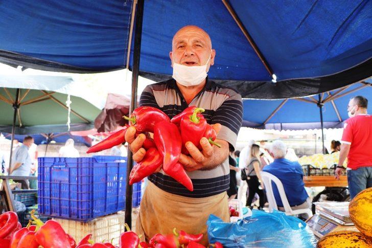 Pazarın son yazlık meyve ve sebzeleri G2