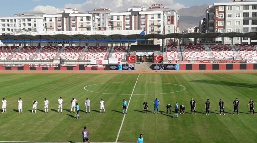 TFF 2. Lig Kırmızı Grup: Van Spor FK: 0 - Kırklarelispor: 0