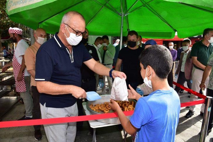 Başkan Ergün’den anne ve babası için lokma hayrı yaptı G1
