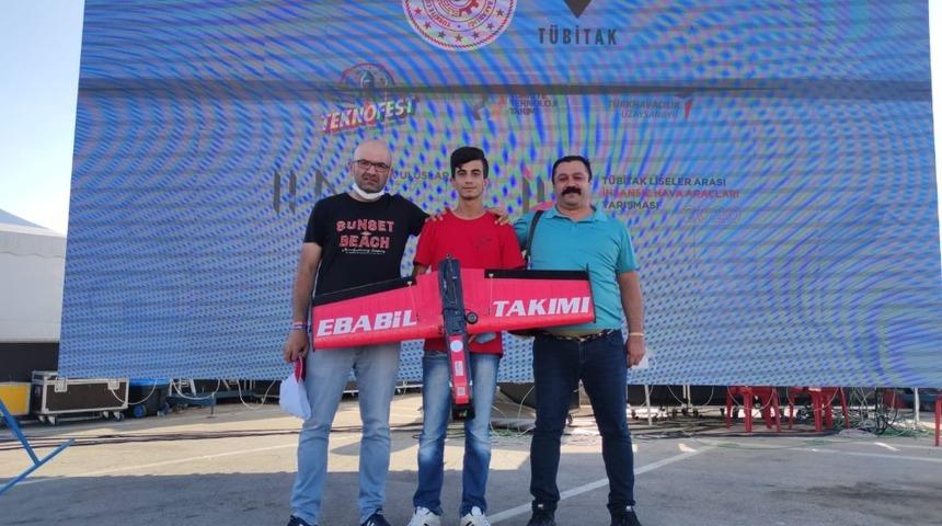 T&uuml;fenkci&rsquo;den T&uuml;rkiye 1&rsquo;ncisi ekibe teşekk&uuml;r