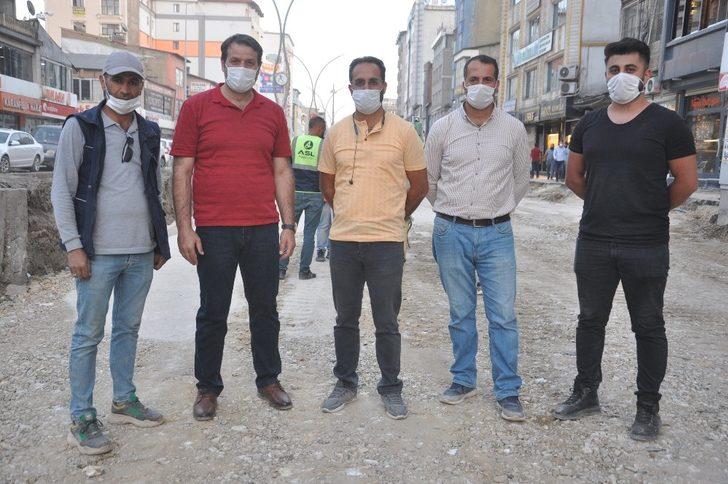 Yüksekova’da yol yapım çalışması G3