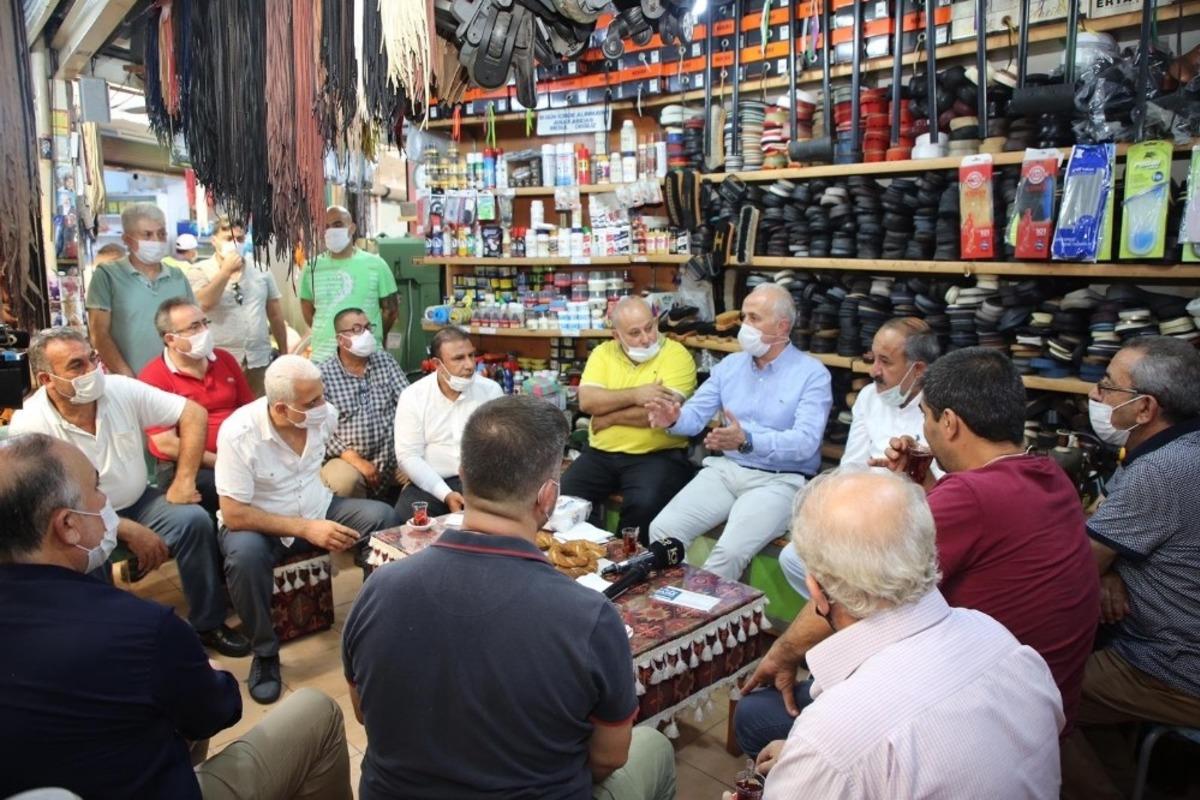 G&uuml;ltak, Zafer &Ccedil;arşısı esnafını ziyaret etti