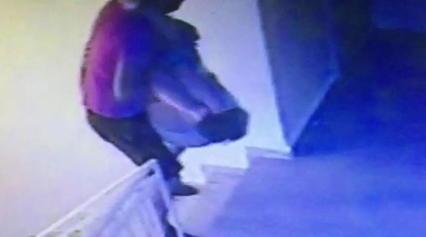 Muğla'da iğren&ccedil; olay! Kucağına alıp odasına g&ouml;t&uuml;rd&uuml;ğ&uuml; kadına cinsel saldırıda bulundu