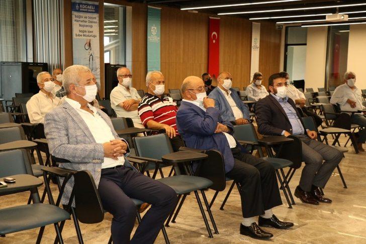 Ticari taksi sürücülerine Covid-19 eğitimi G3