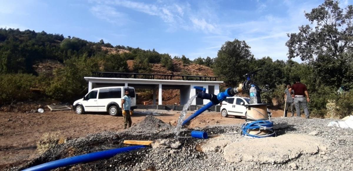 G&uuml;neş enerjisiyle k&ouml;yl&uuml;ler elektrik &uuml;creti  &ouml;demeden i&ccedil;me suyuna kavuştu