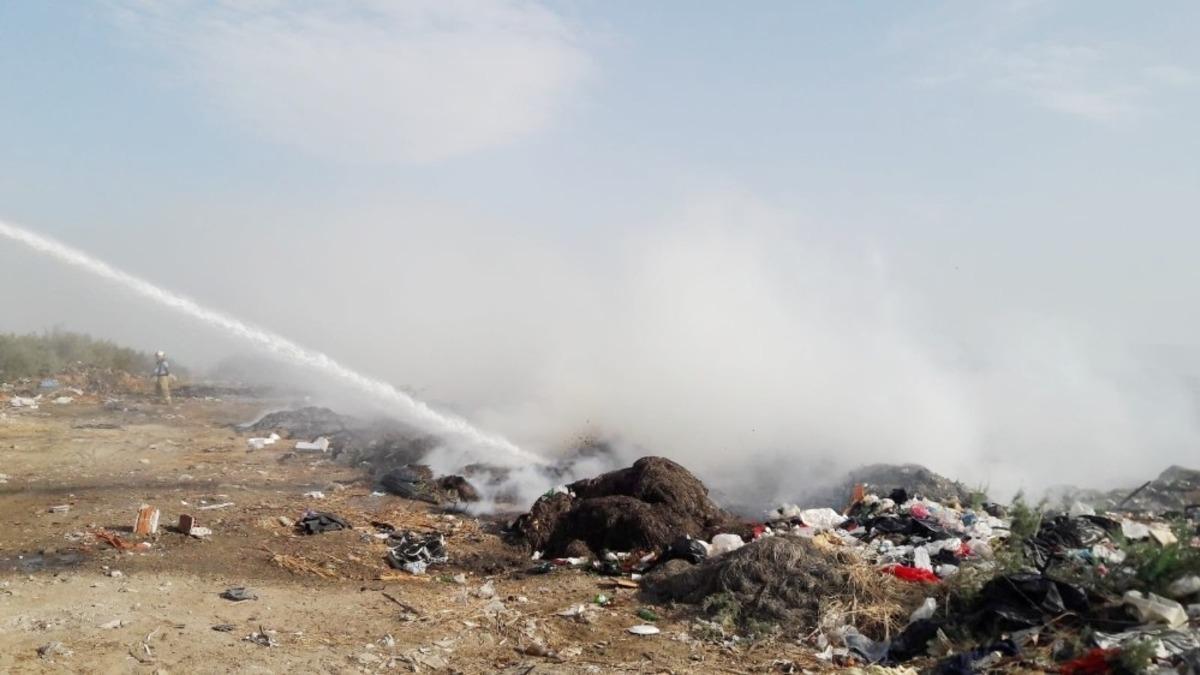 Burhaniye&rsquo;de &ccedil;&ouml;pl&uuml;k yangını