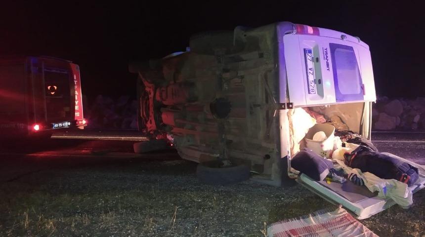 Şanlıurfa&rsquo;da feci kaza! &Ccedil;ok sayıda yaralı var