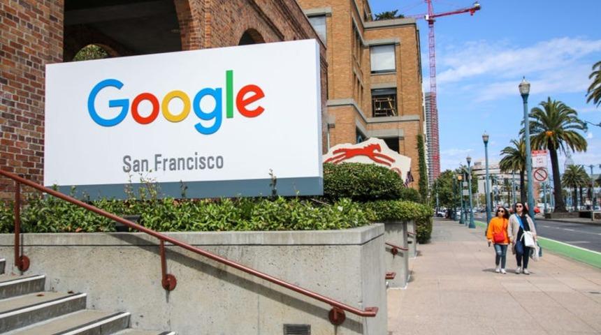 Google CEO'su Sundar Pichai şirketteki radikal değişiklikler hakkında açıklama yaptı: 'Gelecek daha esnek'