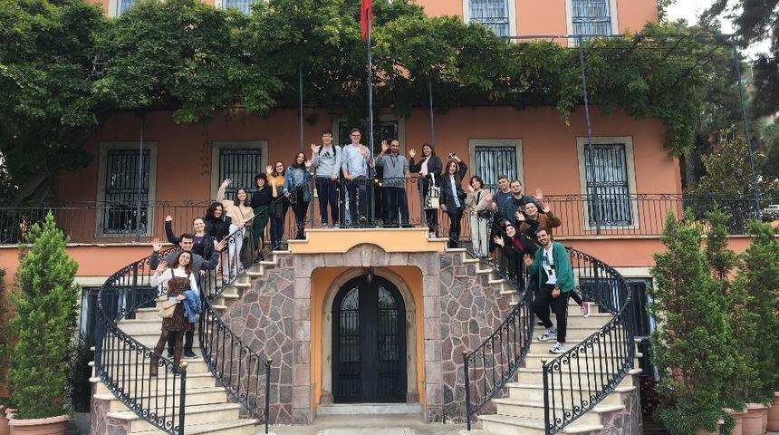 İEÜ Erasmus Öğrenci Ağı Kulübüne ‘Erasmus’ birinciliği