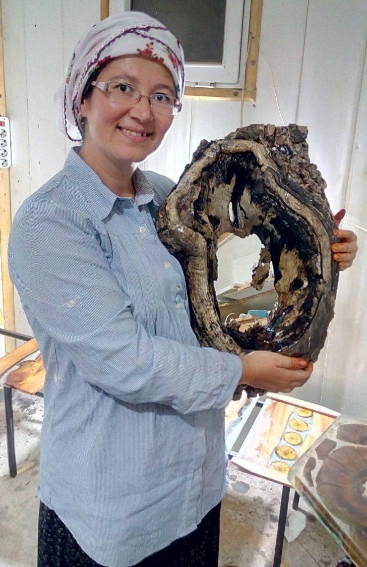 Çürümüş ağaçları sanata dönüştürüyor G4