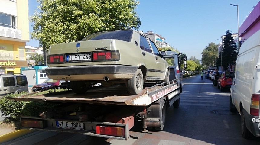 Sahte plaka ile gezerken uygulamada yakalandı