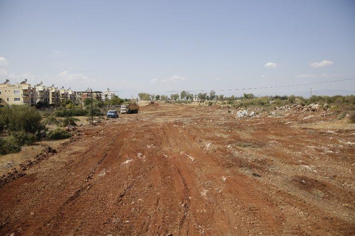 Aksu’da Çalkaya imar yolları açılıyor G4