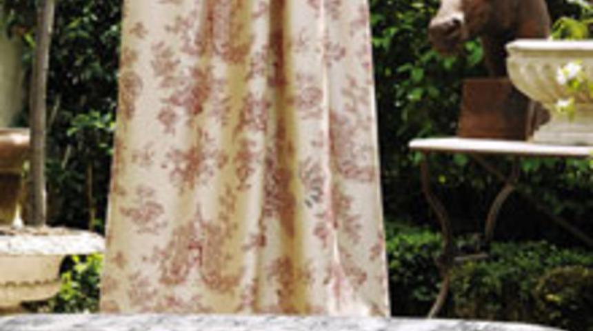 &Ccedil;i&ccedil;ekli Kumaş Modası