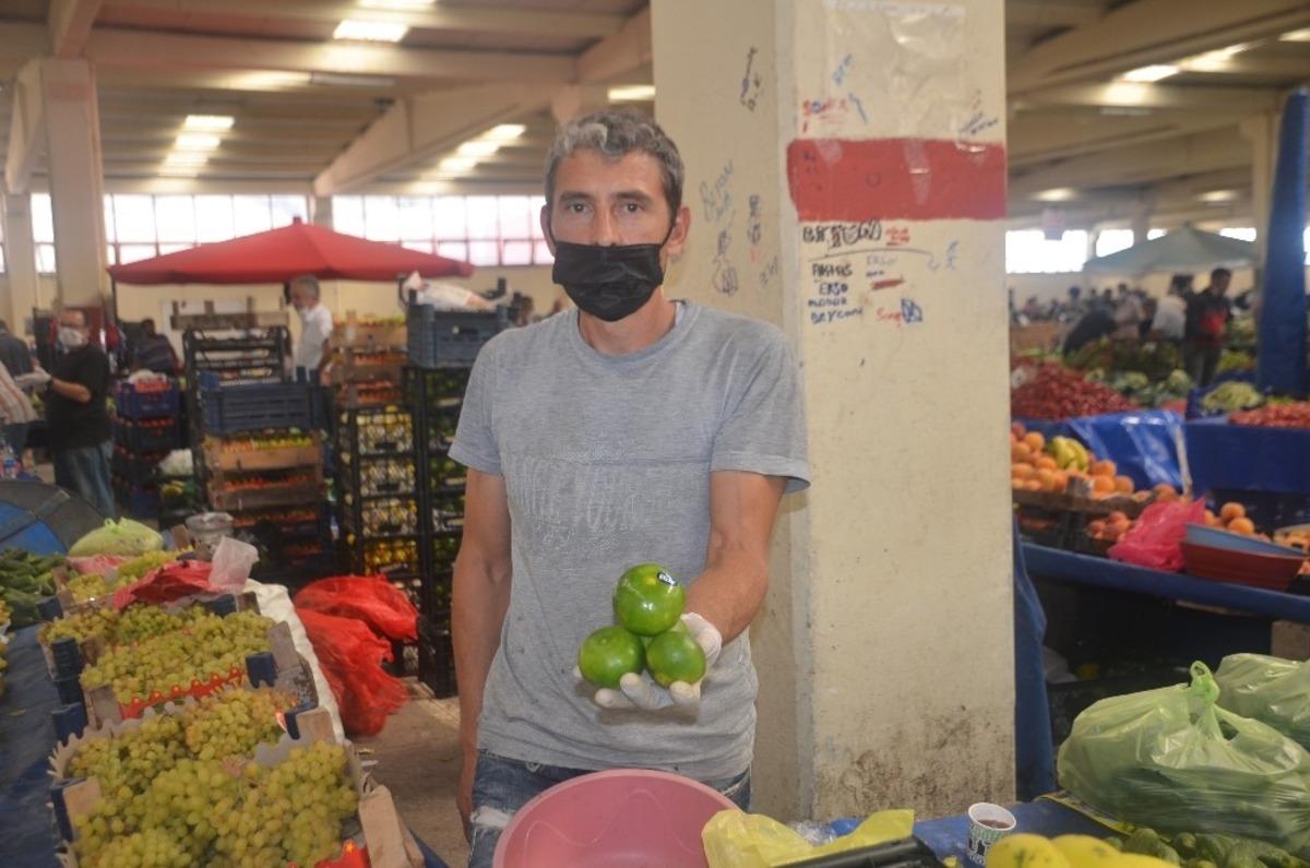 Bilecik&rsquo;te mandalina tezgahlarda yerini almaya başladı