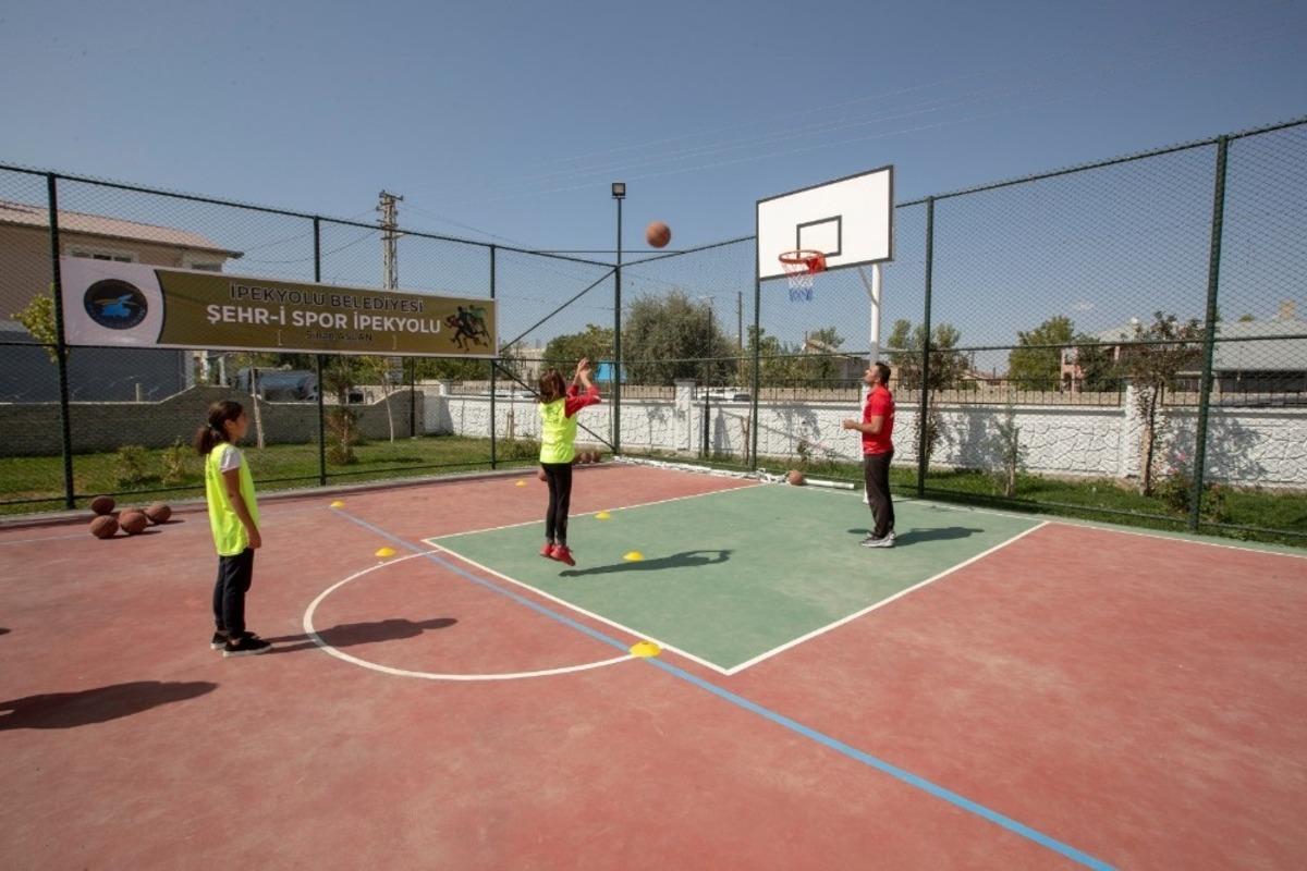 İpekyolu Belediyesi spor akademisi a&ccedil;tı