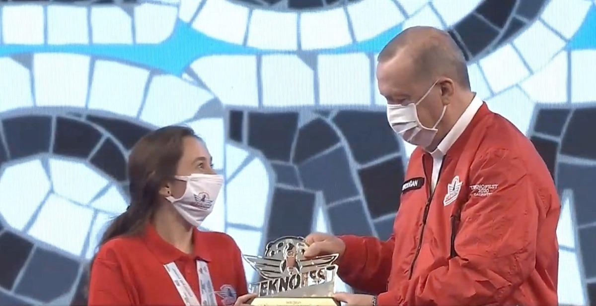 Sanal Clinic ekibi Teknofest 2020&rsquo;de T&uuml;rkiye birincisi oldu