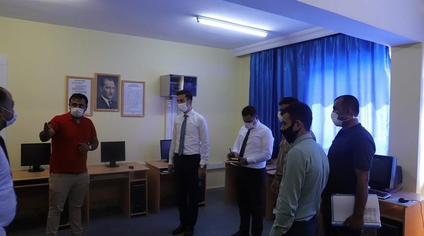 Kaymakam Kır&ccedil;uval EBA Erişim Noktalarını inceledi