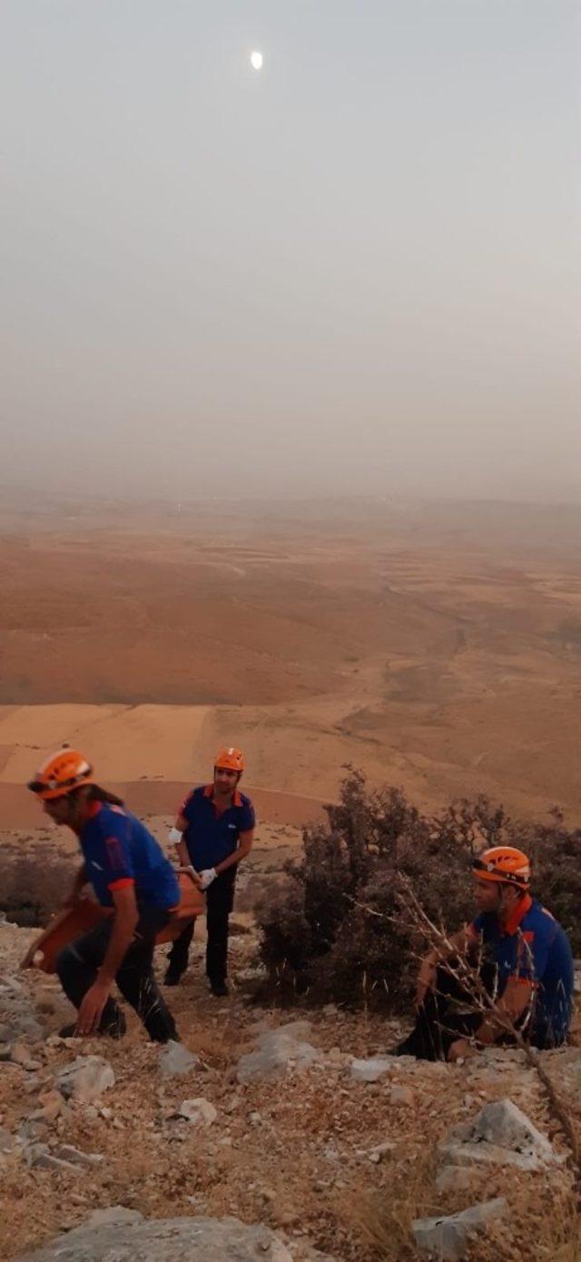 Dağda mahsur kalan vatandaşı AFAD kurtardı