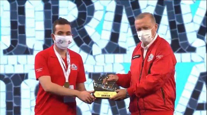 Başkan Altay TEKNOFEST’te dereceye giren takımları kutladı G2