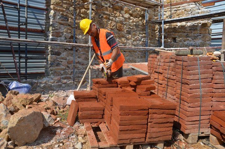 Alanya Gülevşen Cami’nin restore çalışmaları sürüyor G2