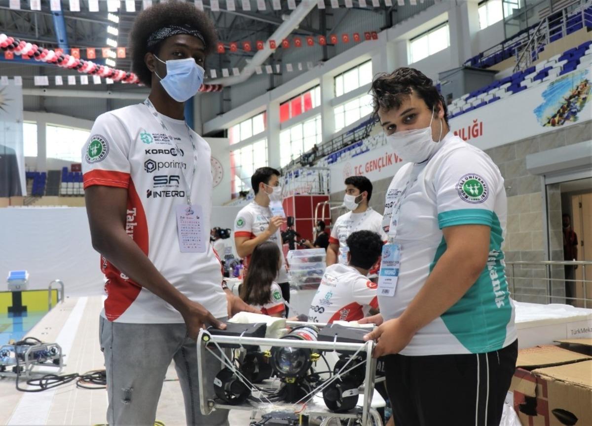 İnsansız su altı aracıyla TEKNOFEST&rsquo;te yarıştılar