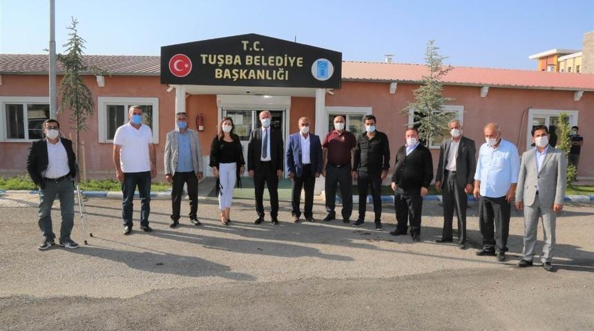 Edremitli muhtarlardan Tuşba Belediyesinin mega projelerine ziyaret