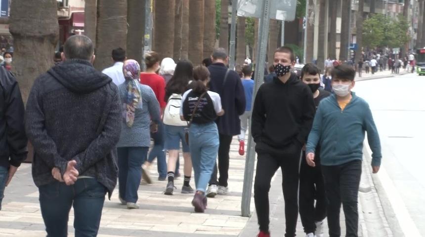 Maske ve sosyal mesafe kuralına uymayan bin 316 kişiye 1milyon 118 bin 360 TL ceza