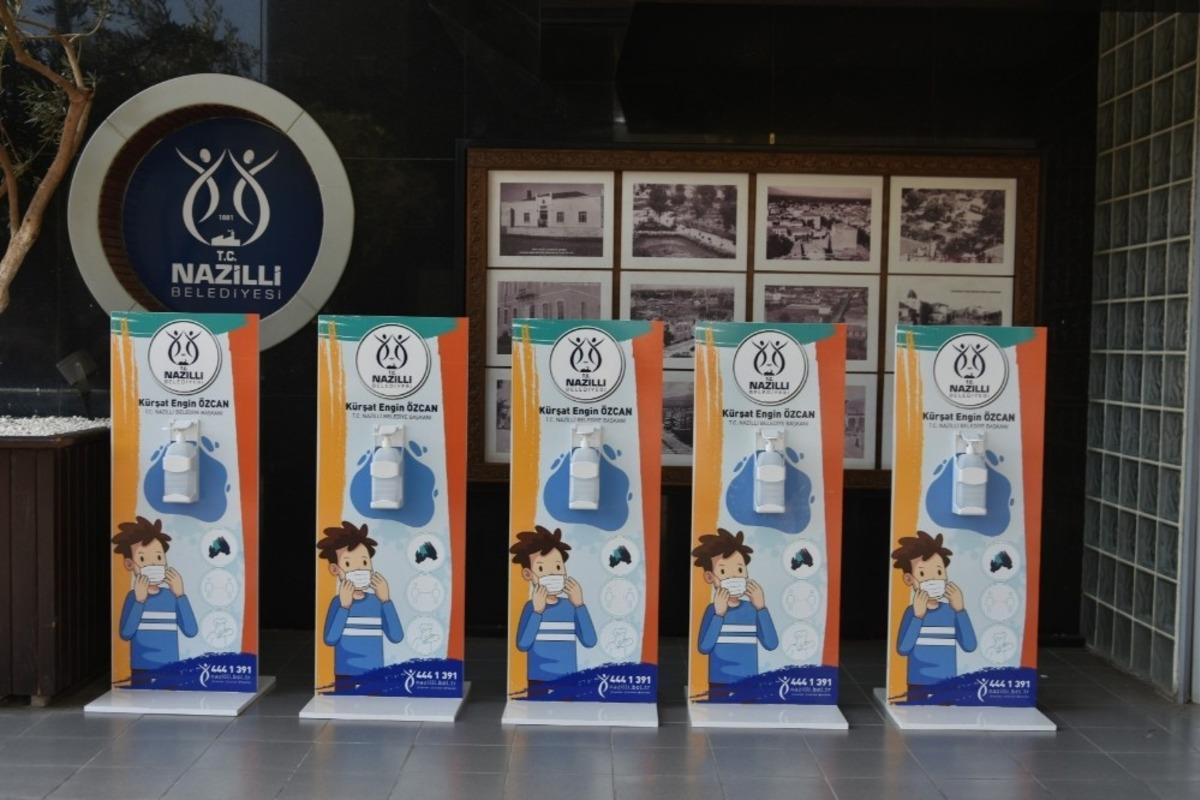 Nazilli Belediyesi&rsquo;nin y&uuml;zy&uuml;ze eğitime desteği s&uuml;r&uuml;yor