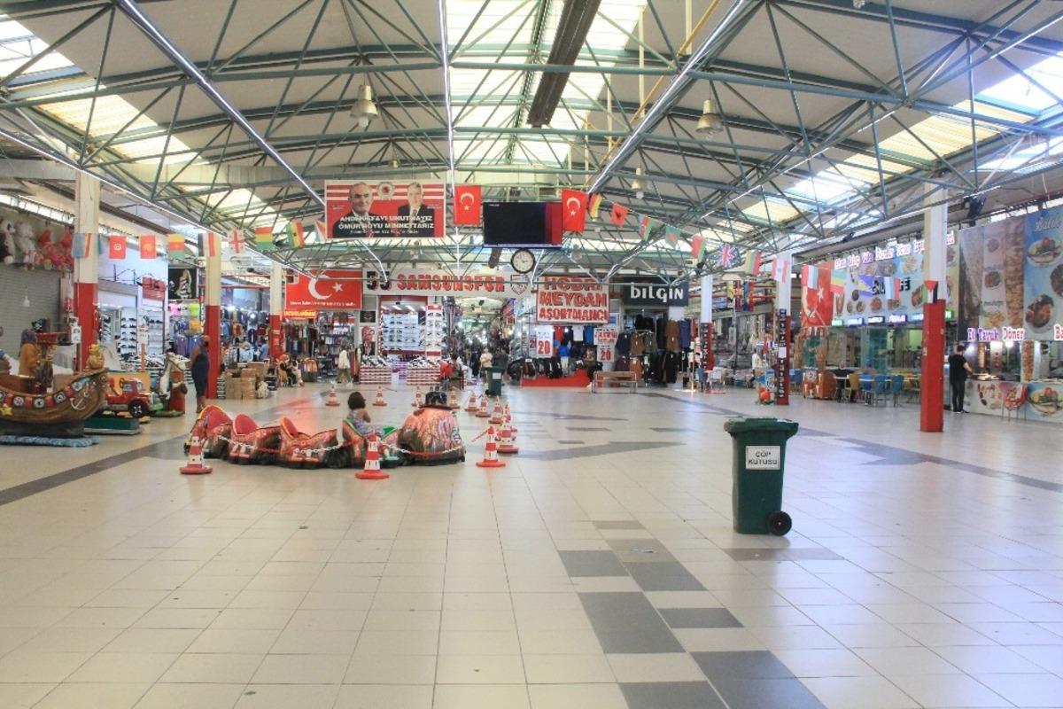 Yabancılar &Ccedil;arşısı&rsquo;nda işler y&uuml;zde 70 azaldı