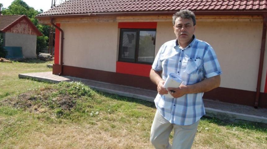 Romanya'da Kovid-19'dan &ouml;len aday yeniden belediye başkanı se&ccedil;ildi