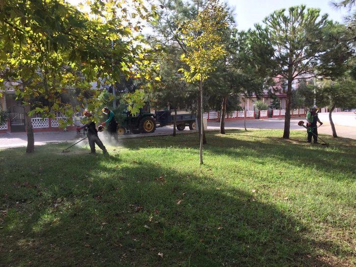 Didim’de çevre temizliği çalışmaları devam ediyor G3